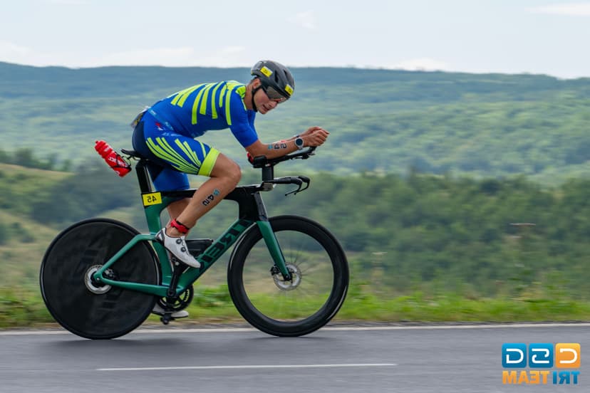 Na kole na Triatlonu Most